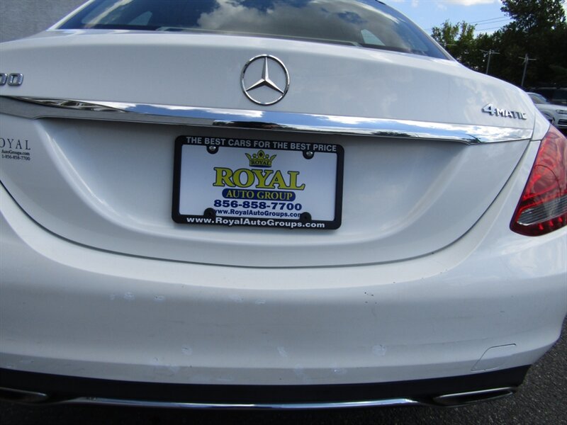 2017 Mercedes Benz C 300 4MATIC photo 23