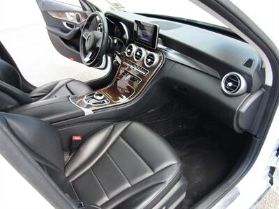 2017 Mercedes-Benz AWD,NAV,PREM 1 PKG,PANOROOF ,SILVER CERTIFIED   - Photo 40 - Haddon Twp, NJ 08107