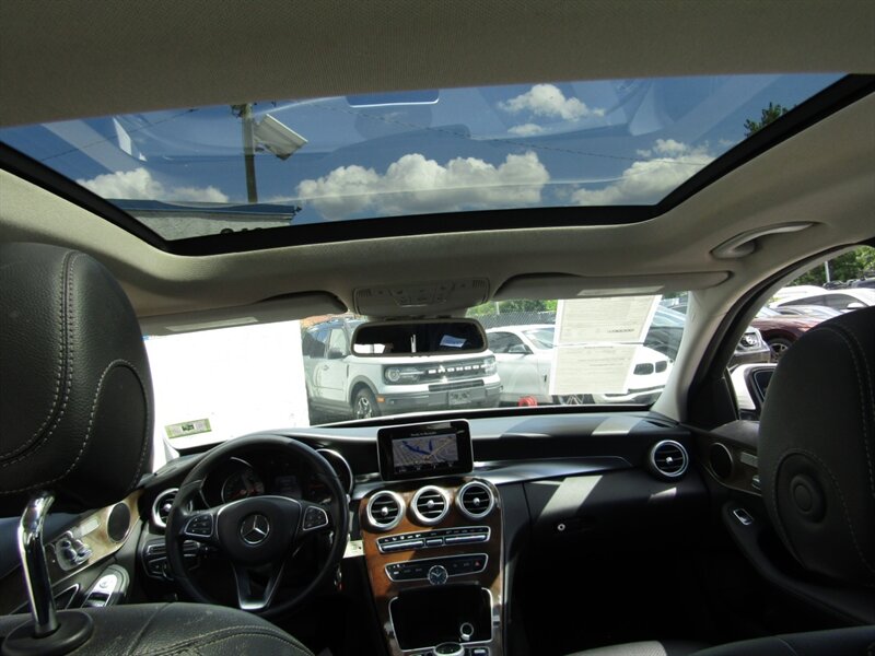 2017 Mercedes Benz C 300 4MATIC photo 49