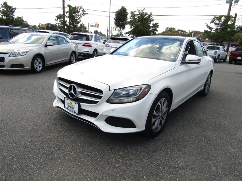 2017 Mercedes Benz C 300 4MATIC photo 3