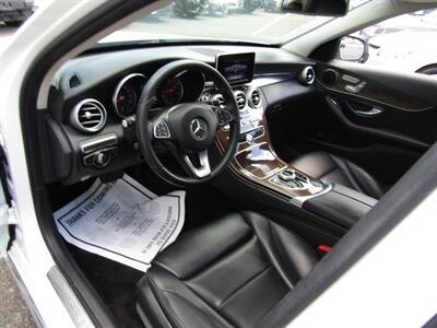 2017 Mercedes-Benz AWD,NAV,PREM 1 PKG,PANOROOF ,SILVER CERTIFIED   - Photo 33 - Haddon Twp, NJ 08107