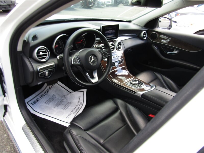 2017 Mercedes Benz C 300 4MATIC photo 31