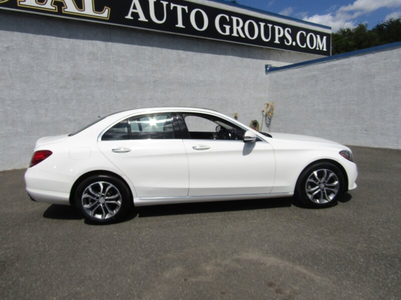 2017 Mercedes Benz C 300 4MATIC photo 8