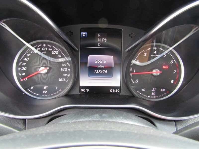 2017 Mercedes Benz C 300 4MATIC photo 40