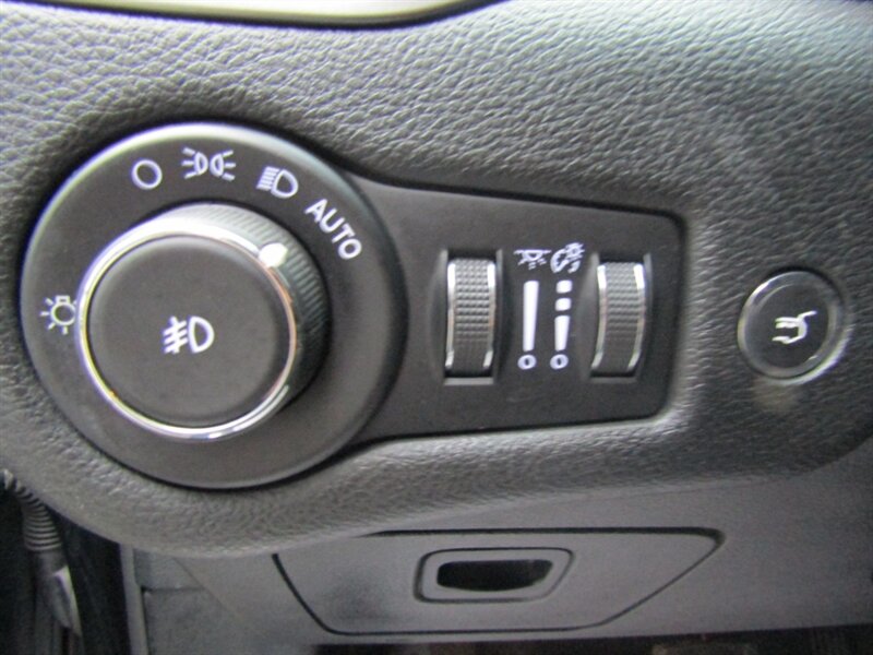 2019 Jeep Cherokee Limited - Photo 24 - Haddon Twp, NJ 08107
