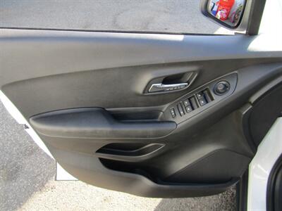 2017 Chevrolet Trax LS - Photo 29 - Haddon Twp, NJ 08107