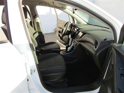 2017 Chevrolet Trax LS - Photo 38 - Haddon Twp, NJ 08107