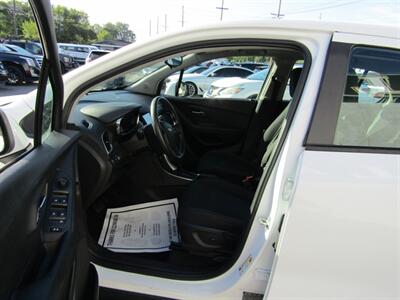 2017 Chevrolet Trax LS - Photo 31 - Haddon Twp, NJ 08107