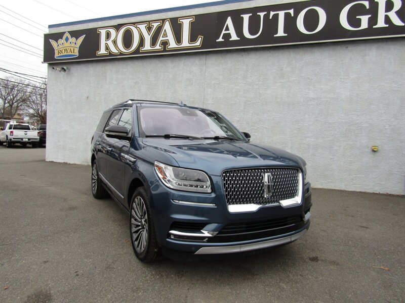 2019 Lincoln Navigator Reserve's photo