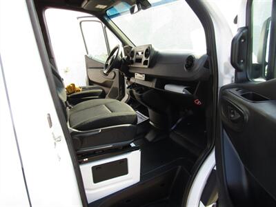2023 Mercedes-Benz Sprinter 2500,PWR PKG,CONV PKG,SILVER CERTIFIED   - Photo 44 - Haddon Twp, NJ 08107