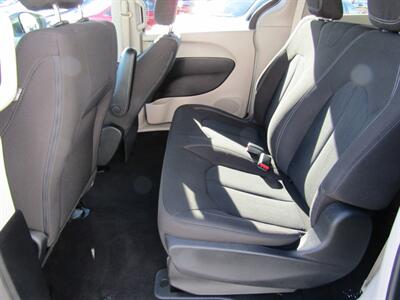 2021 Chrysler Voyager L   - Photo 18 - Haddon Twp, NJ 08107