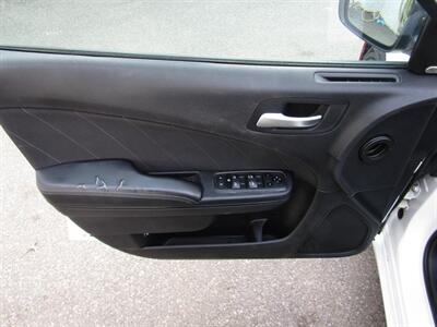 2016 Dodge Charger SXT,CONV PKG,RVC,SILVER CERTIFIED   - Photo 11 - Haddon Twp, NJ 08107