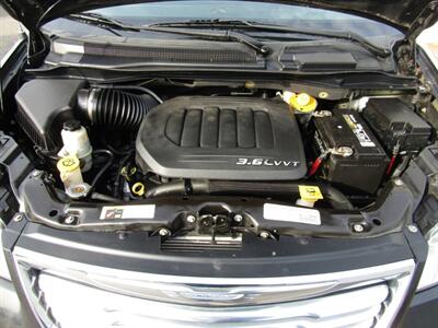 2014 Chrysler Town & Country TOURING,NAV,DVD,PWR PKG,CONV PKG,SILVER CERTIFIED   - Photo 42 - Haddon Twp, NJ 08107