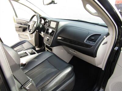 2014 Chrysler Town & Country TOURING,NAV,DVD,PWR PKG,CONV PKG,SILVER CERTIFIED   - Photo 19 - Haddon Twp, NJ 08107