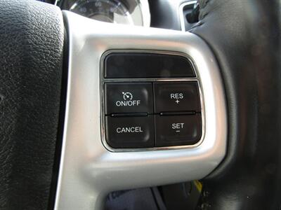 2014 Chrysler Town & Country TOURING,NAV,DVD,PWR PKG,CONV PKG,SILVER CERTIFIED   - Photo 29 - Haddon Twp, NJ 08107