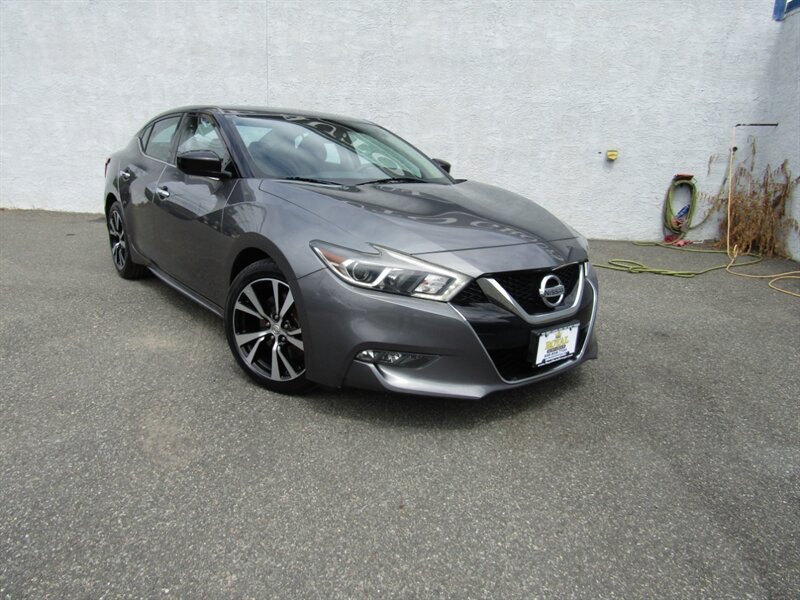 2018 Nissan Maxima ,NAV,TECH PKG,CONV PKG,RVC,CERTIFIED  