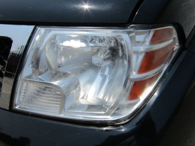 2013 Nissan Frontier SV4X4,CONV PKG,RVC,PWR PKG,SILVER CERTIFIED - Photo 10 - Haddon Twp, NJ 08107