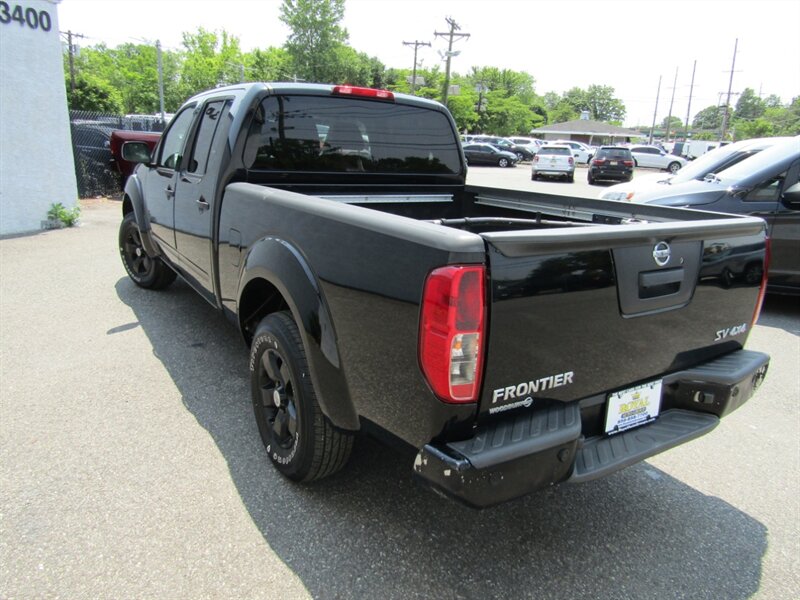 2013 Nissan Frontier SV4X4,CONV PKG,RVC,PWR PKG,SILVER CERTIFIED - Photo 5 - Haddon Twp, NJ 08107