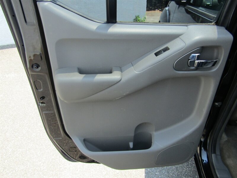 2013 Nissan Frontier SV4X4,CONV PKG,RVC,PWR PKG,SILVER CERTIFIED - Photo 25 - Haddon Twp, NJ 08107