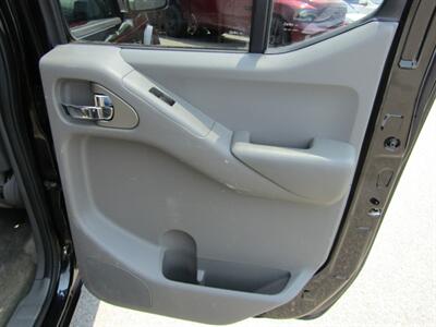 2013 Nissan Frontier SV4X4,CONV PKG,RVC,PWR PKG,SILVER CERTIFIED   - Photo 29 - Haddon Twp, NJ 08107