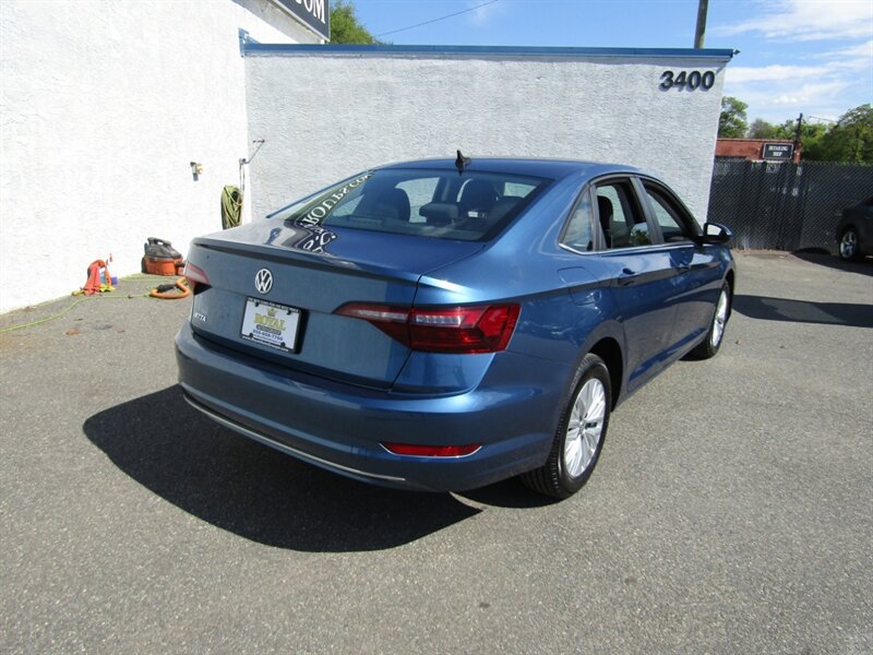 2020 Volkswagen Jetta SE   - Photo 7 - Haddon Twp, NJ 08107