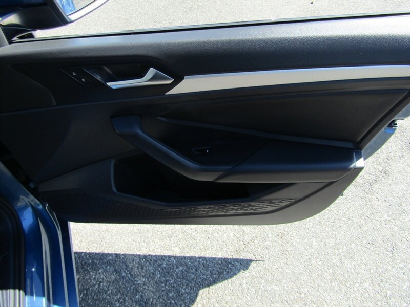 2020 Volkswagen Jetta SE   - Photo 39 - Haddon Twp, NJ 08107