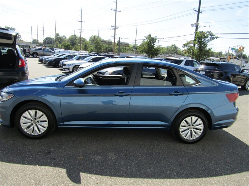 2020 Volkswagen Jetta SE   - Photo 4 - Haddon Twp, NJ 08107
