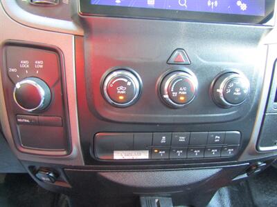 2015 RAM 2500 TRADESMAN,CONV PKG,PDC,SILVER CERTIFIED - Photo 29 - Haddon Twp, NJ 08107