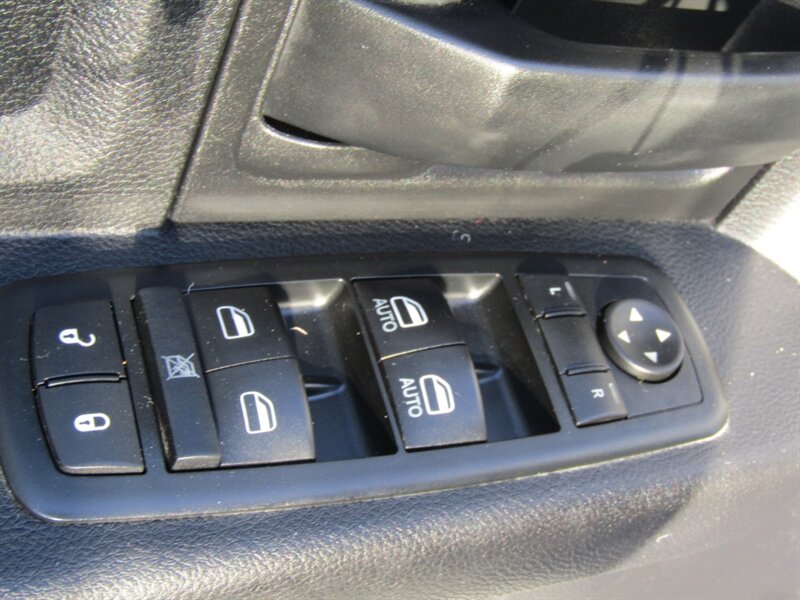 2015 RAM 2500 TRADESMAN,CONV PKG,PDC,SILVER CERTIFIED - Photo 10 - Haddon Twp, NJ 08107