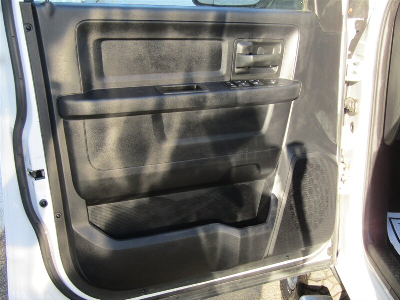 2015 RAM 2500 TRADESMAN,CONV PKG,PDC,SILVER CERTIFIED - Photo 9 - Haddon Twp, NJ 08107