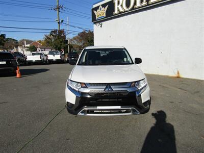 2020 Mitsubishi Outlander AWD, PREM PKG,CONV PKG,RVC,SILVER CERTIFIED   - Photo 2 - Haddon Twp, NJ 08107