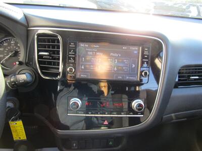 2020 Mitsubishi Outlander AWD, PREM PKG,CONV PKG,RVC,SILVER CERTIFIED   - Photo 52 - Haddon Twp, NJ 08107