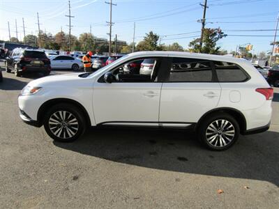 2020 Mitsubishi Outlander AWD, PREM PKG,CONV PKG,RVC,SILVER CERTIFIED   - Photo 4 - Haddon Twp, NJ 08107