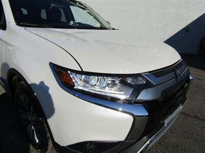 2020 Mitsubishi Outlander AWD, PREM PKG,CONV PKG,RVC,SILVER CERTIFIED   - Photo 9 - Haddon Twp, NJ 08107