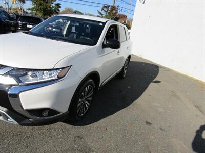 2020 Mitsubishi Outlander AWD, PREM PKG,CONV PKG,RVC,SILVER CERTIFIED   - Photo 17 - Haddon Twp, NJ 08107