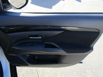 2020 Mitsubishi Outlander AWD, PREM PKG,CONV PKG,RVC,SILVER CERTIFIED   - Photo 46 - Haddon Twp, NJ 08107