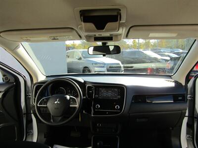 2020 Mitsubishi Outlander AWD, PREM PKG,CONV PKG,RVC,SILVER CERTIFIED   - Photo 40 - Haddon Twp, NJ 08107