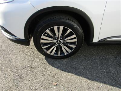 2020 Mitsubishi Outlander AWD, PREM PKG,CONV PKG,RVC,SILVER CERTIFIED   - Photo 12 - Haddon Twp, NJ 08107