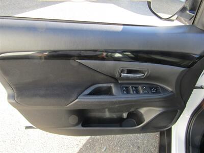 2020 Mitsubishi Outlander AWD, PREM PKG,CONV PKG,RVC,SILVER CERTIFIED   - Photo 29 - Haddon Twp, NJ 08107