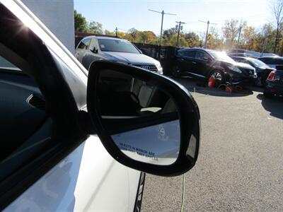 2020 Mitsubishi Outlander AWD, PREM PKG,CONV PKG,RVC,SILVER CERTIFIED   - Photo 27 - Haddon Twp, NJ 08107