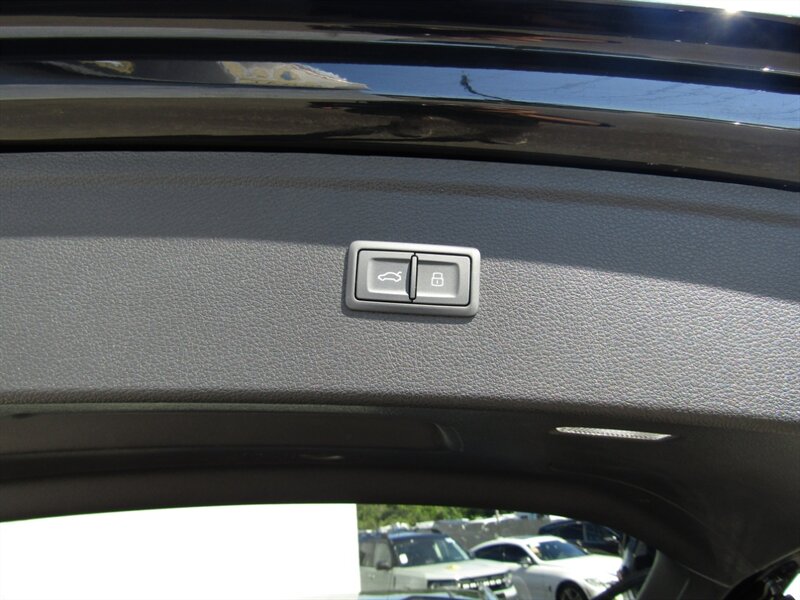 2022 Audi Q5 AWD,S LINE,PREM PKG,COMFORT PKG,SILVER CERTIFIED - Photo 50 - Haddon Twp, NJ 08107