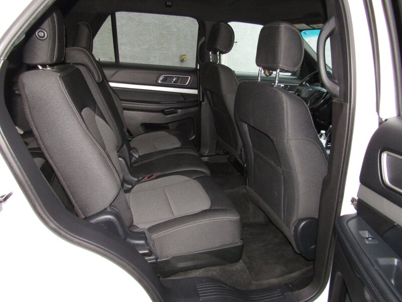 2017 Ford Explorer AWD,XLT,CONV PKG,RVC,SILVER CERTIFIED - Photo 22 - Haddon Twp, NJ 08107