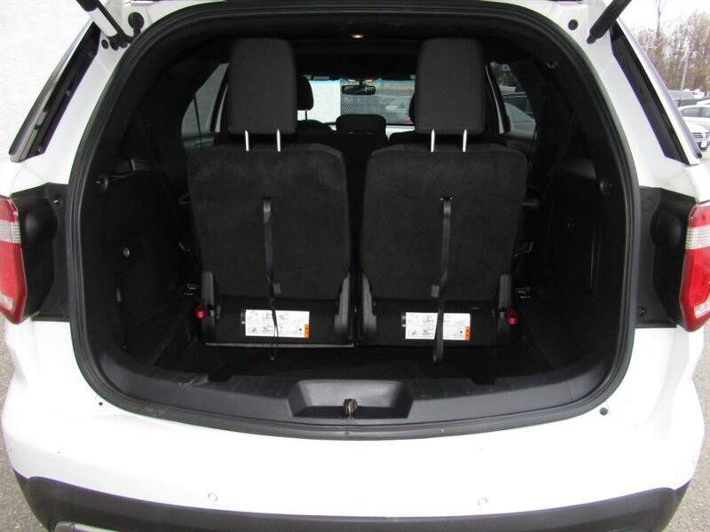 2017 Ford Explorer AWD,XLT,CONV PKG,RVC,SILVER CERTIFIED - Photo 20 - Haddon Twp, NJ 08107