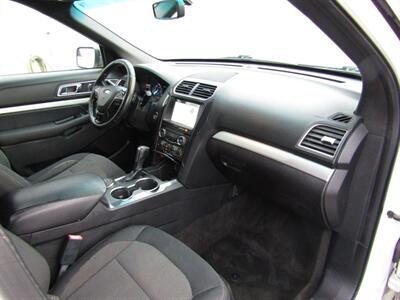 2017 Ford Explorer AWD,XLT,CONV PKG,RVC,SILVER CERTIFIED - Photo 24 - Haddon Twp, NJ 08107