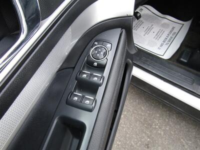 2017 Ford Explorer AWD,XLT,CONV PKG,RVC,SILVER CERTIFIED - Photo 14 - Haddon Twp, NJ 08107