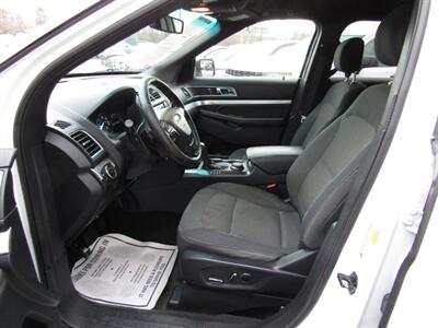 2017 Ford Explorer AWD,XLT,CONV PKG,RVC,SILVER CERTIFIED - Photo 15 - Haddon Twp, NJ 08107