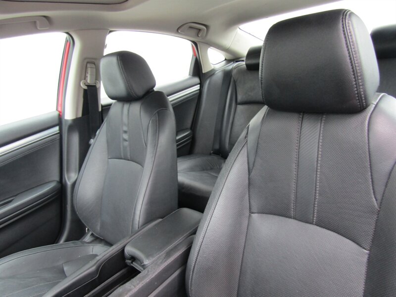 2016 Honda Civic Touring - Photo 14 - Haddon Twp, NJ 08107