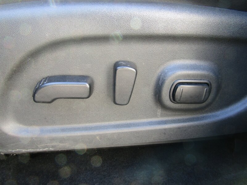 2017 INFINITI QX60 AWD, NAV.PREM PKG,CONV PKG,RVC,SILVER CERTIFIED - Photo 12 - Haddon Twp, NJ 08107