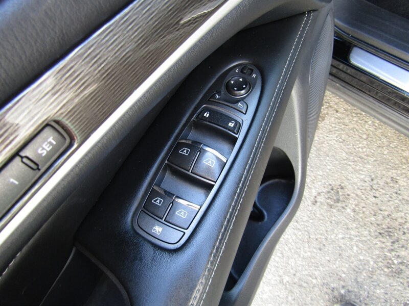 2017 INFINITI QX60 AWD, NAV.PREM PKG,CONV PKG,RVC,SILVER CERTIFIED - Photo 10 - Haddon Twp, NJ 08107