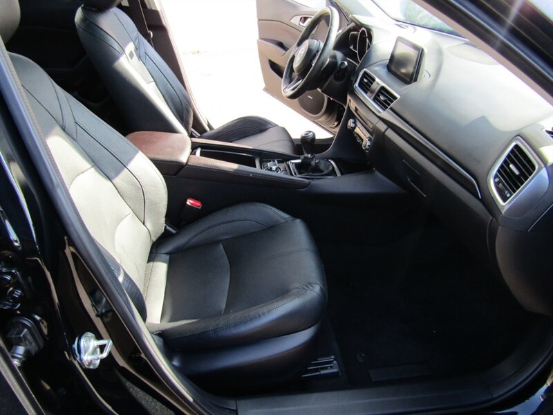 2017 Mazda MAZDA3 GT,PREM ,NAV,CONV PKG,RVC,SILVER CERTIFIED - Photo 44 - Haddon Twp, NJ 08107